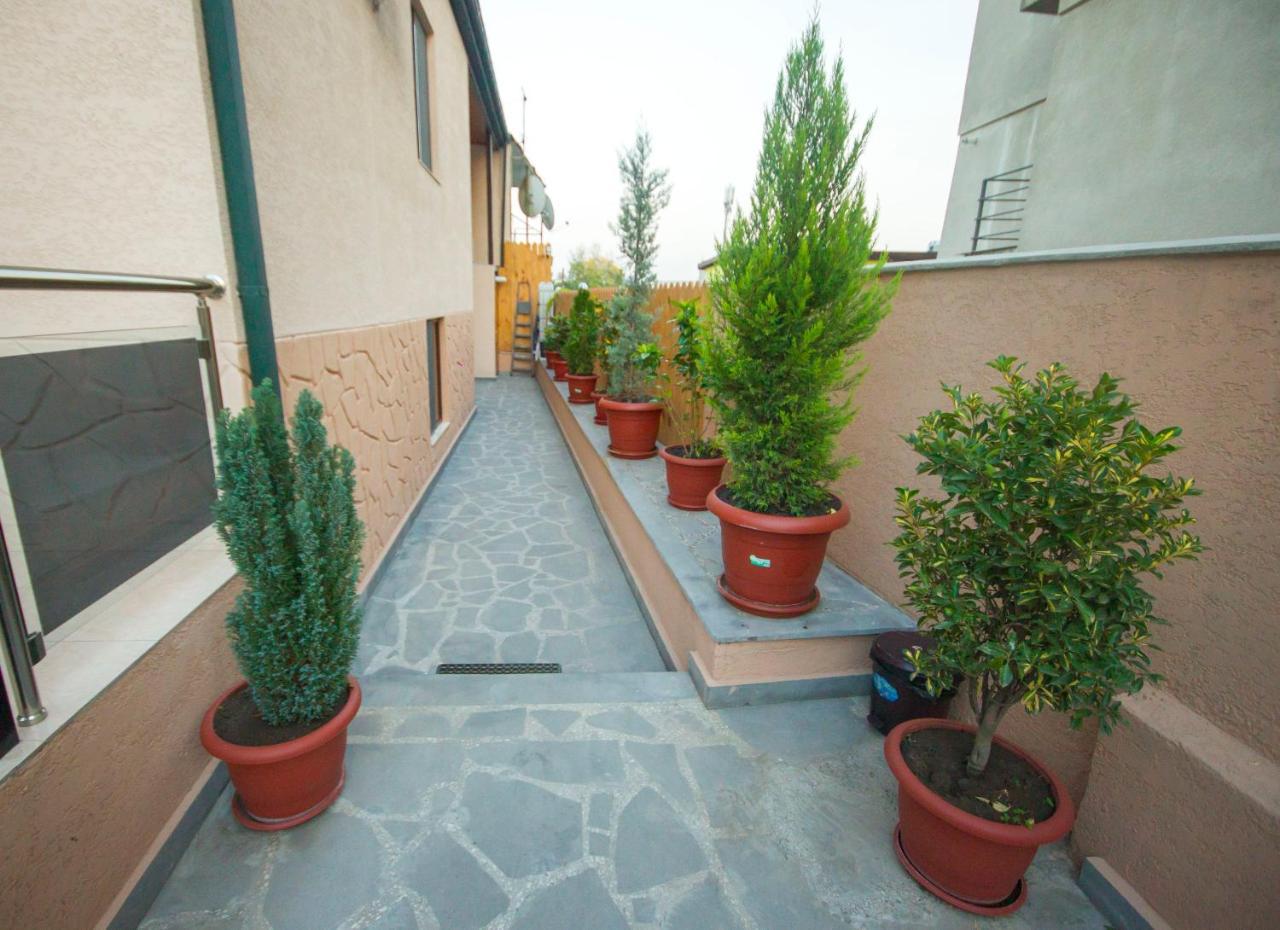 Hotel Elegant 2 Tbilissi Extérieur photo