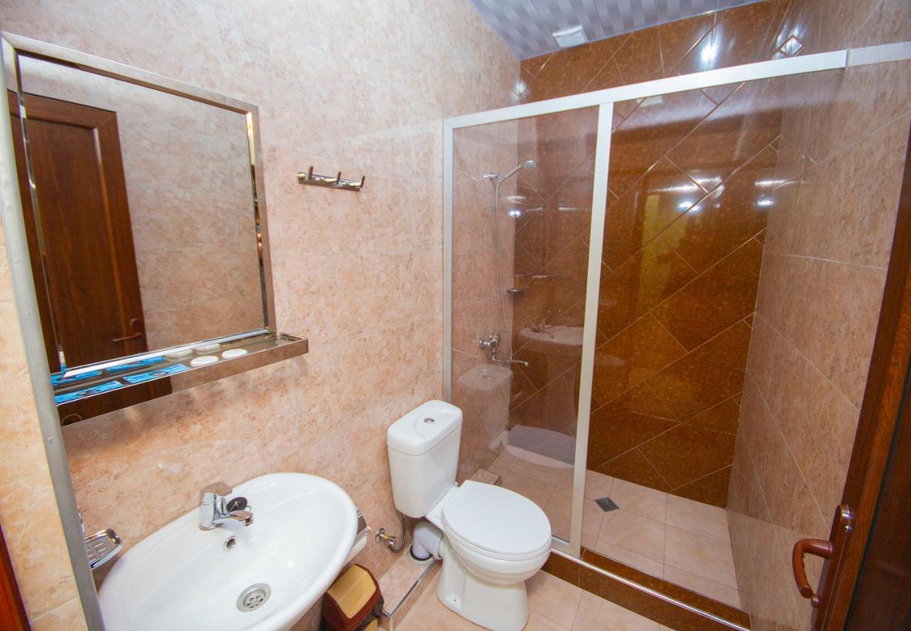 Hotel Elegant 2 Tbilissi Extérieur photo