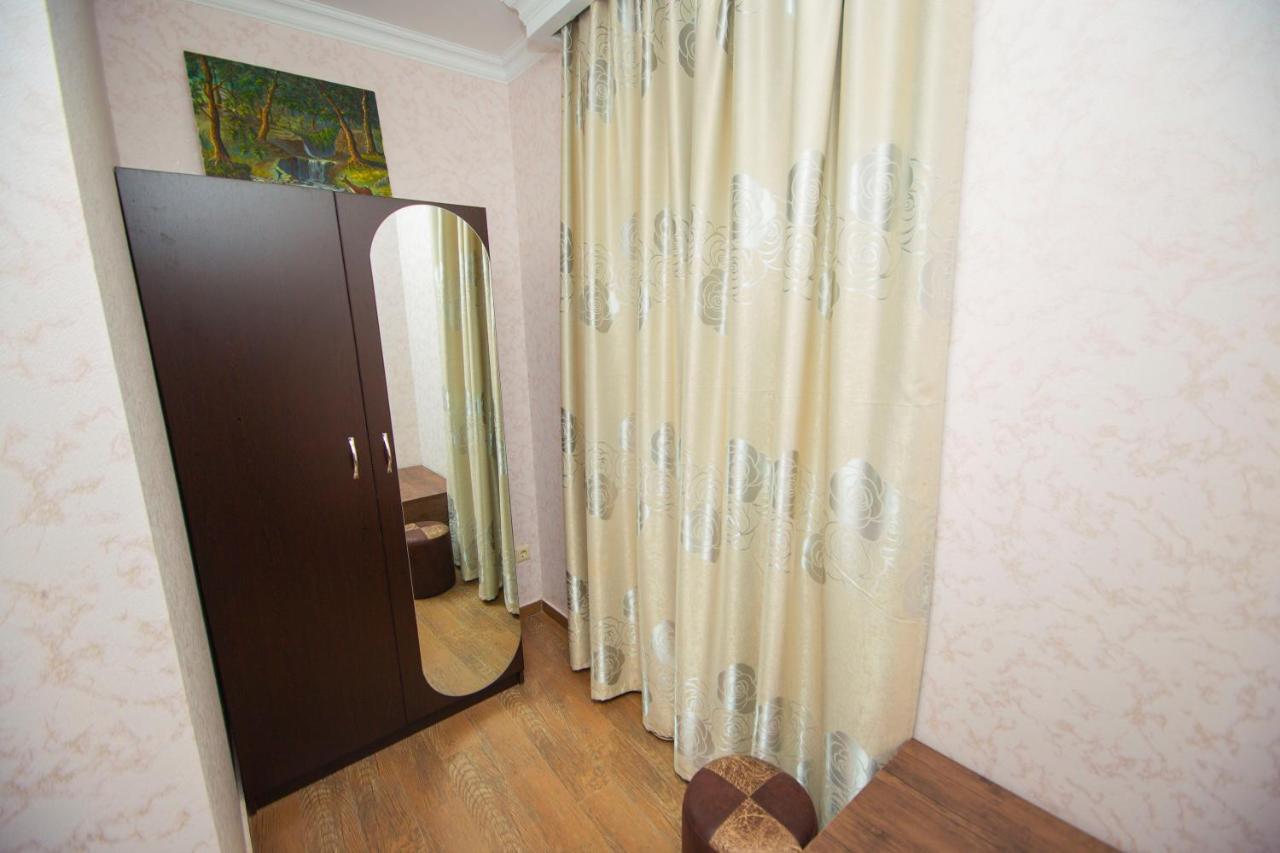 Hotel Elegant 2 Tbilissi Extérieur photo