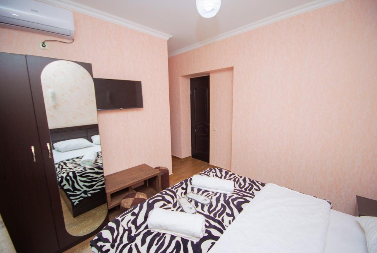 Hotel Elegant 2 Tbilissi Extérieur photo