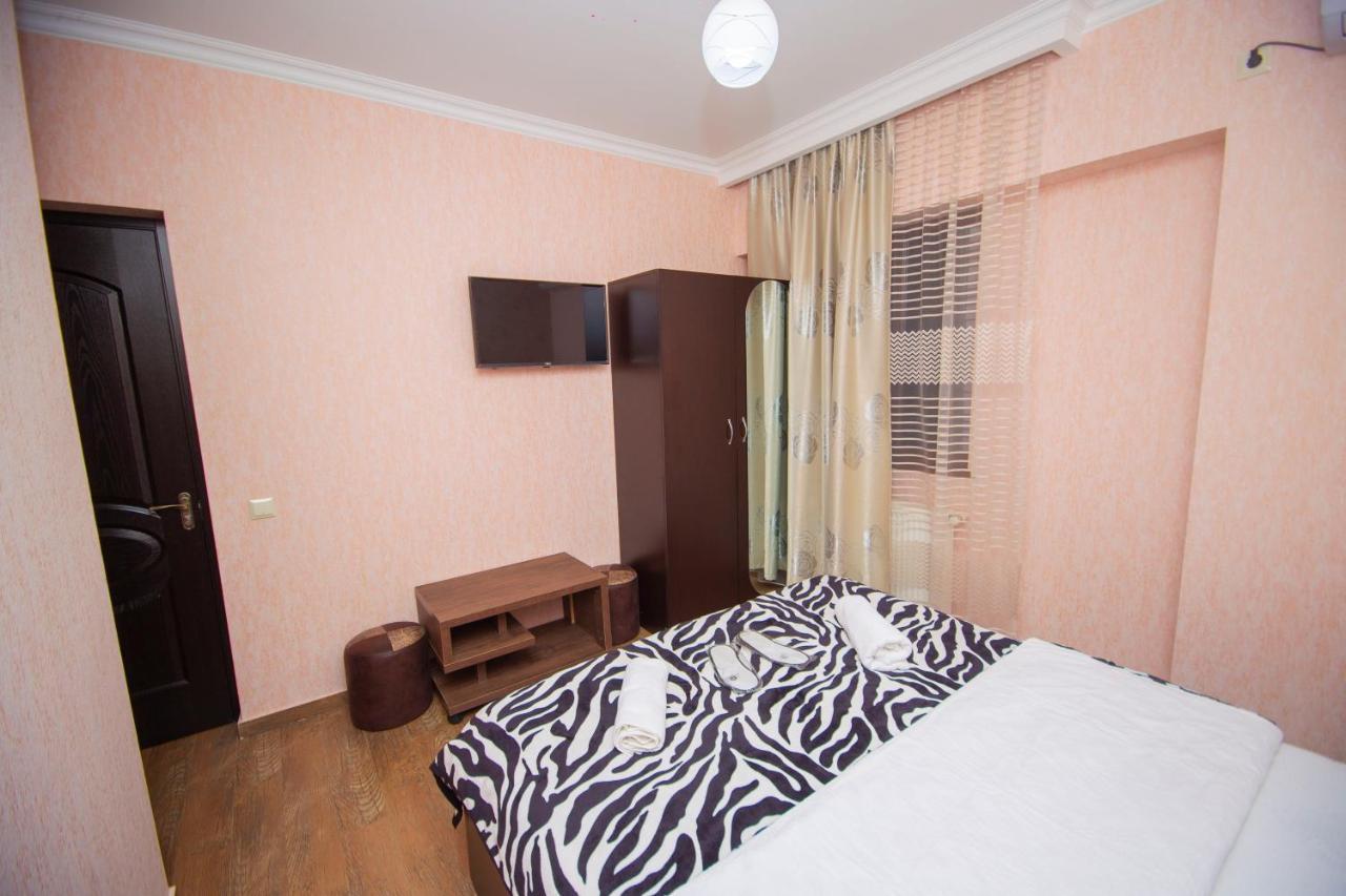 Hotel Elegant 2 Tbilissi Extérieur photo