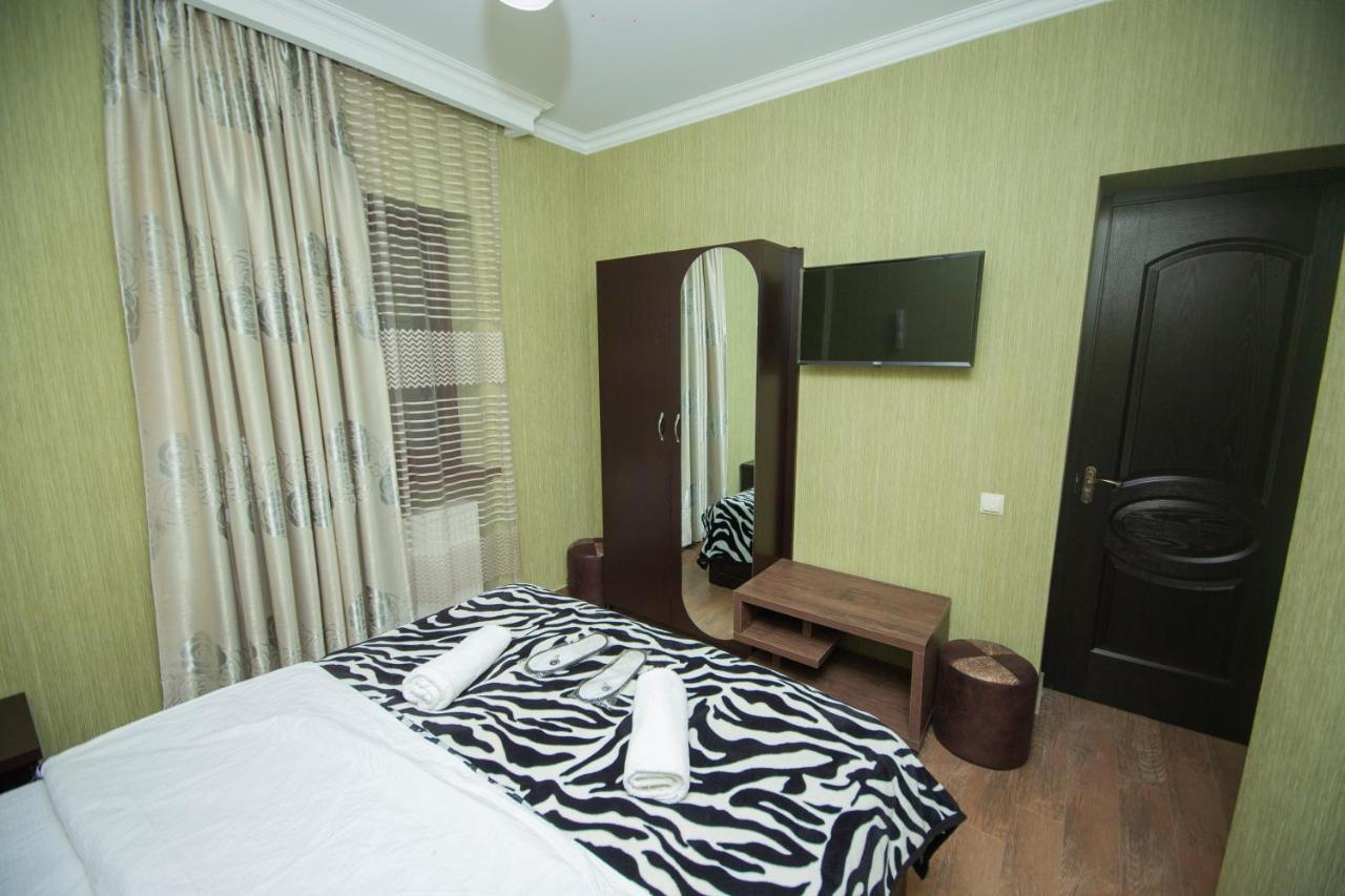 Hotel Elegant 2 Tbilissi Extérieur photo