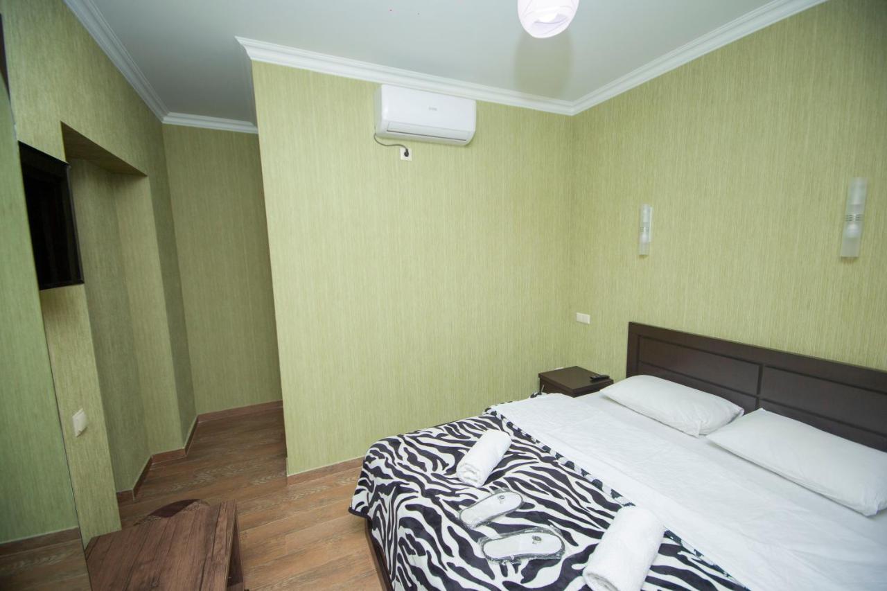 Hotel Elegant 2 Tbilissi Extérieur photo