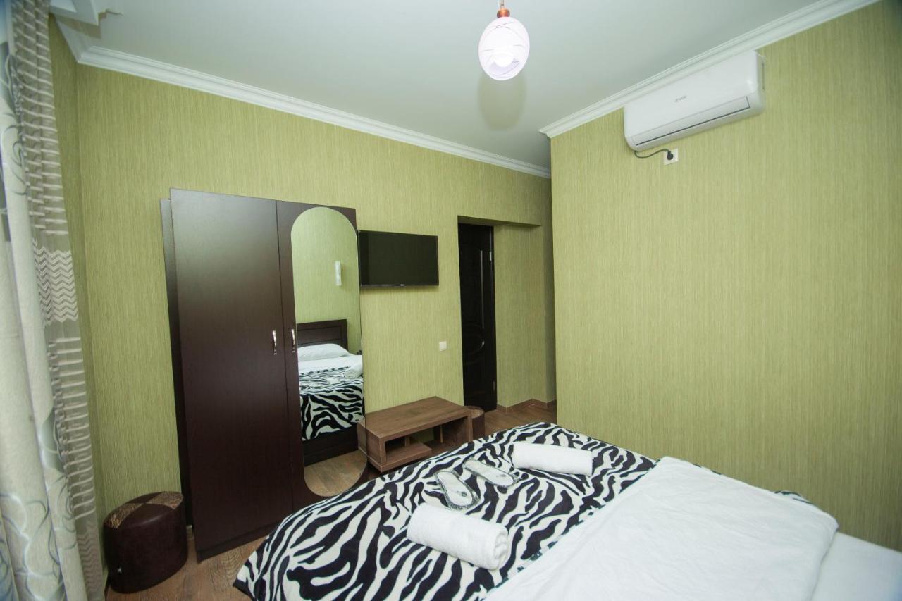 Hotel Elegant 2 Tbilissi Extérieur photo
